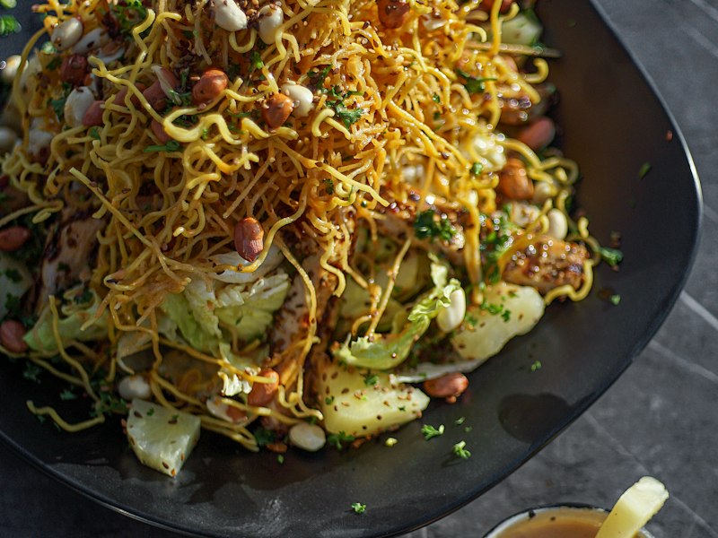 Chicken Chinese Bhel Noodles