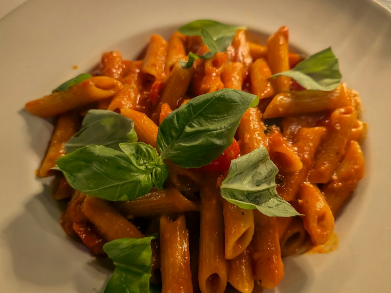 Pasta Red Sauce (Arrabbiata) – Veg